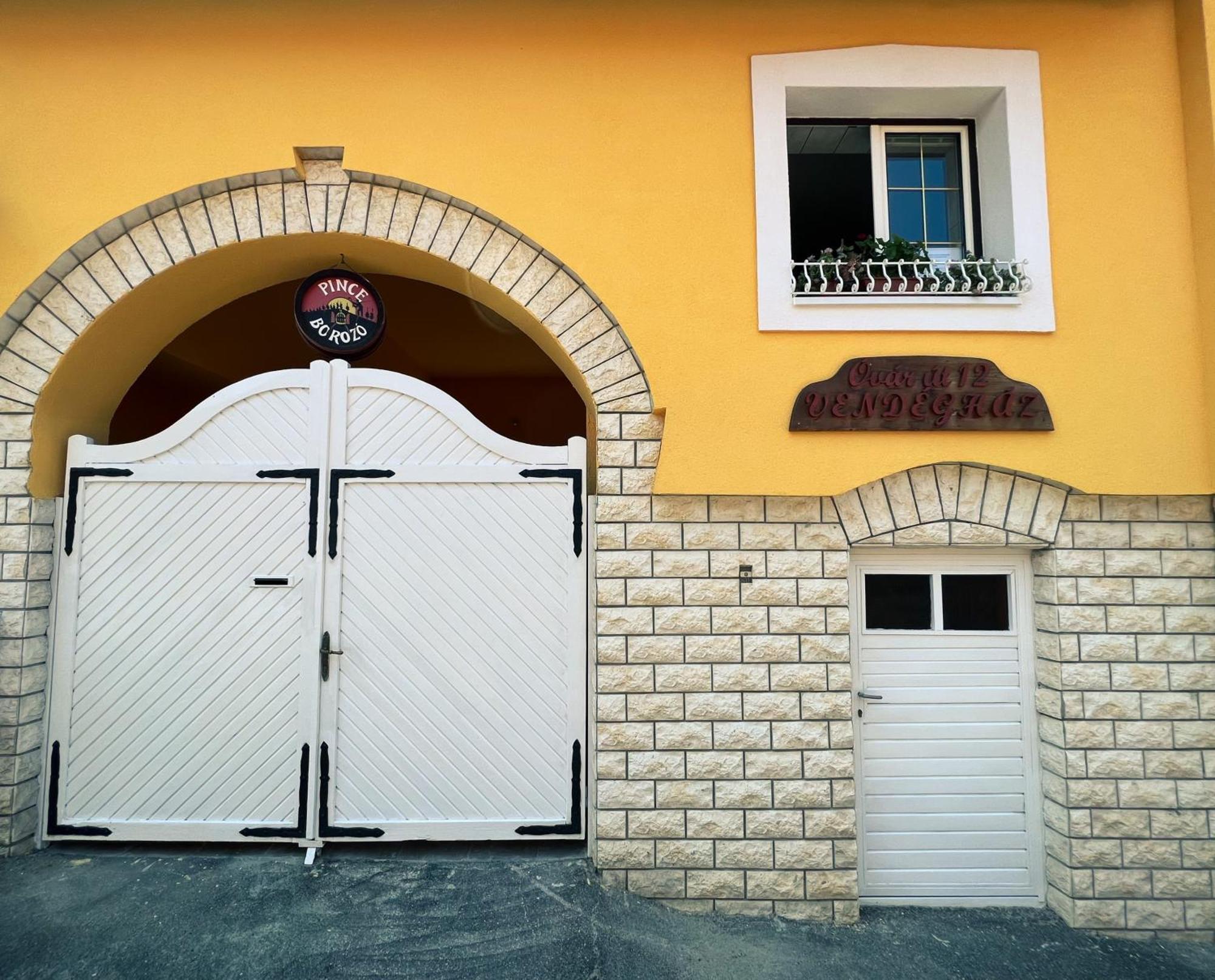 Óvár 12 Vendégház Tokaj Esterno foto