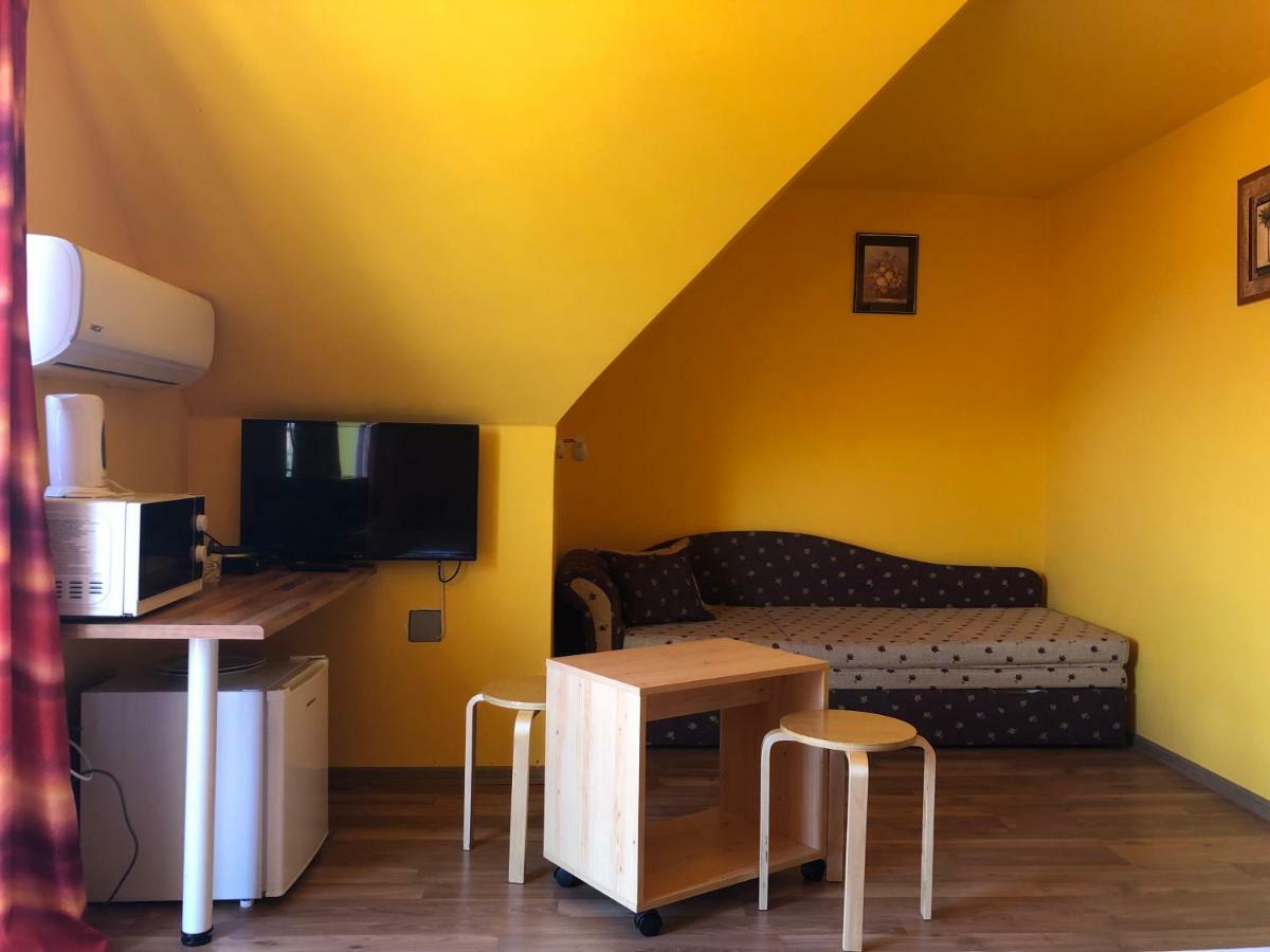 Óvár 12 Vendégház Tokaj Esterno foto